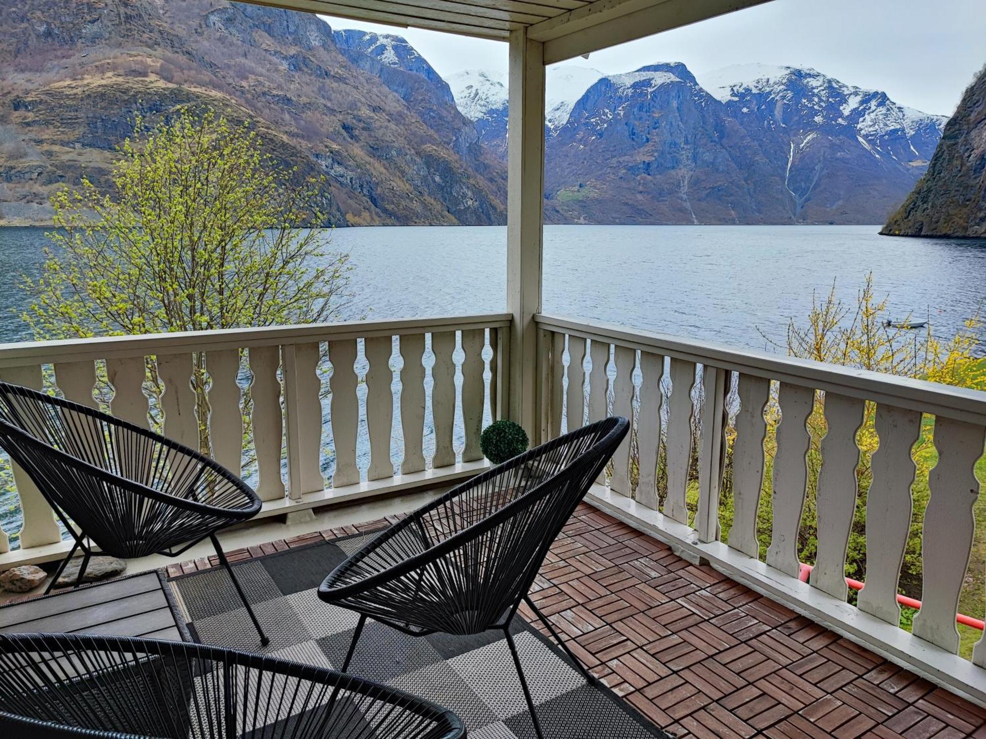 Visit Undredal Hotel Exterior photo